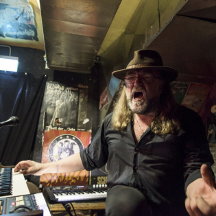 087_20151003_Juze_Konzert_DSC9352-.jpg