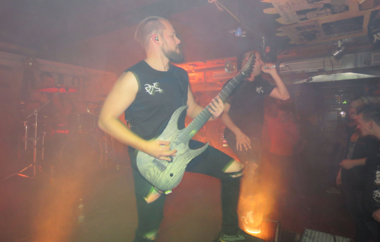 Neckfracture Vol. 5