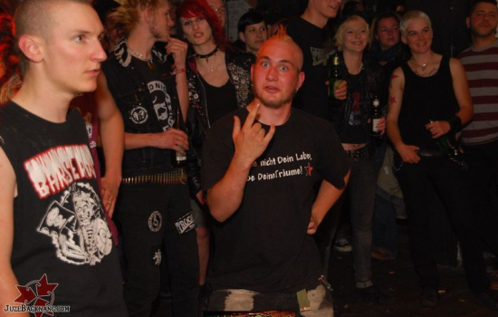 2009 - No Kluc, Burning Bastards, Blinded Halo